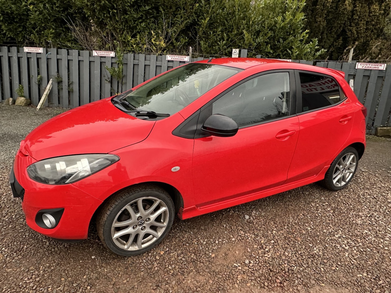 Used Mazda Mazda2 2014 for sale - 77201276: Photo 8