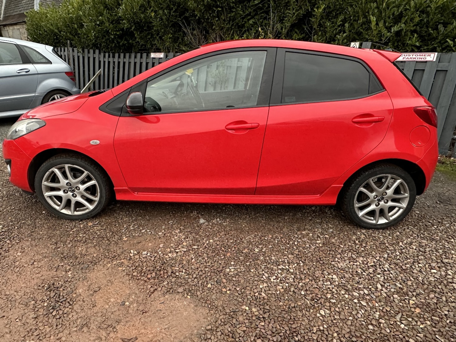 Used Mazda Mazda2 2014 for sale - 77201276: Photo 9