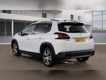 Used Peugeot 2008 2017 for sale - 76670787: Photo