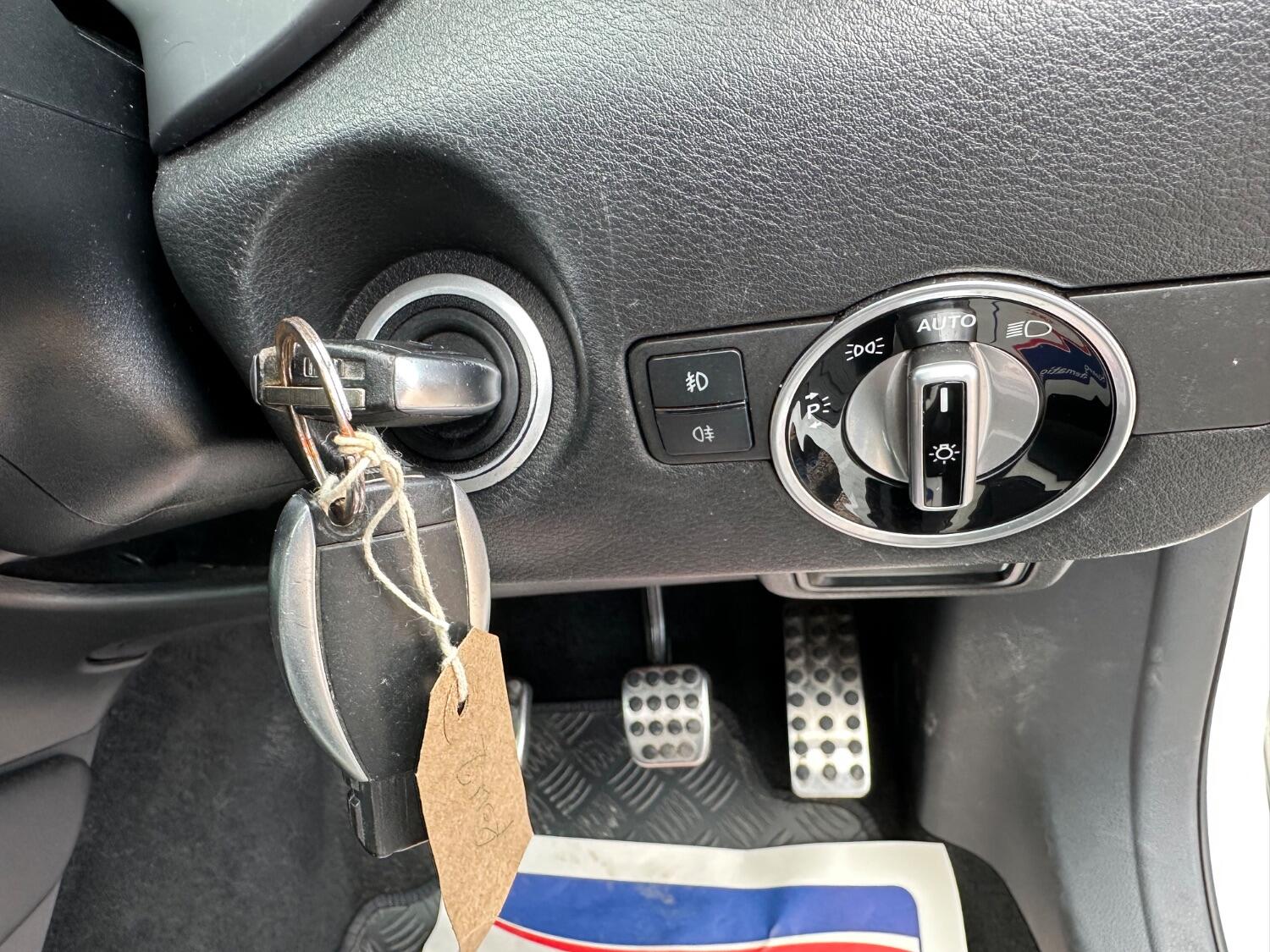 Used Infiniti Q30 2016 for sale - 77014886: Photo 35