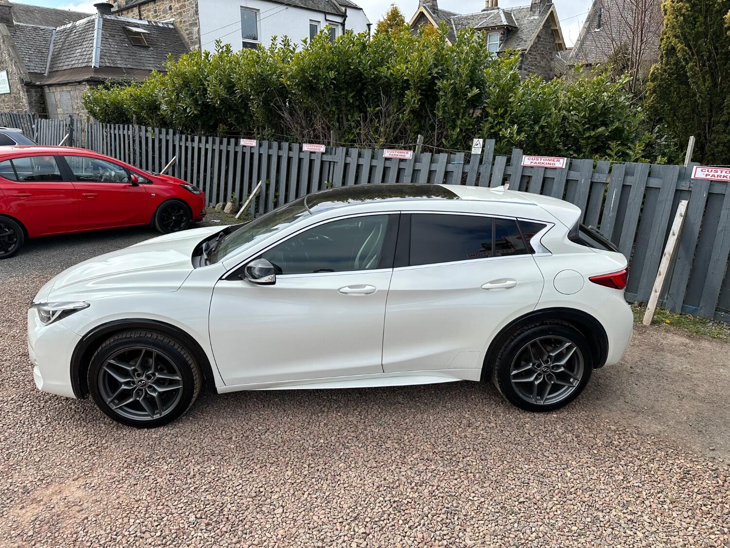 Used Infiniti Q30 2016 for sale - 77014886: Photo 8
