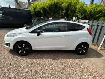 Used Ford Fiesta 2016 for sale - 74621707: Photo