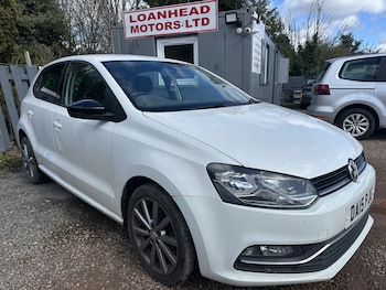 Used Volkswagen Polo 2015 for sale - 78219584: Photo