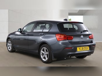Used BMW 1 Series 2018 for sale - 79379082: Photo