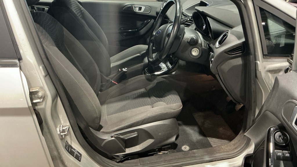 Used Ford Fiesta 2016 for sale - 77977073: Photo 9
