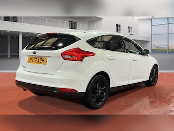 Used Ford Focus 2017 for sale - 76571196: Photo