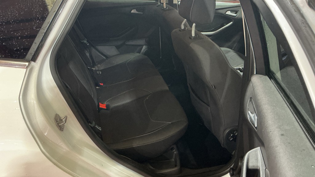 Used Ford Focus 2017 for sale - 76571196: Photo 8