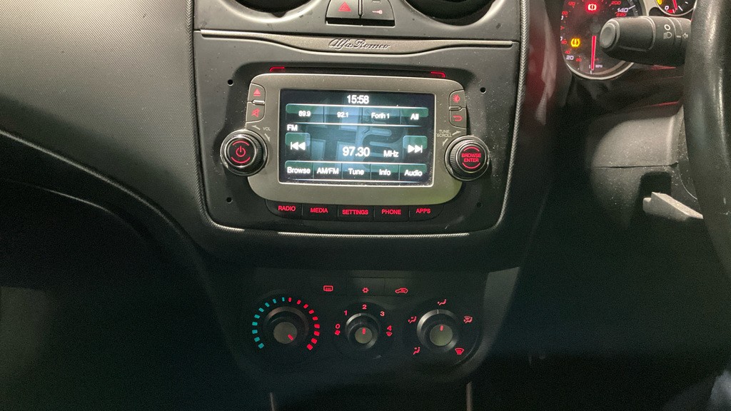 Used Alfa Romeo MiTo 2016 for sale - 76855374: Photo 11