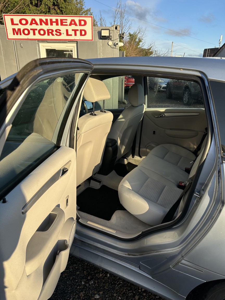 Used Mercedes-Benz B Class 2010 for sale - 77014819: Photo 23