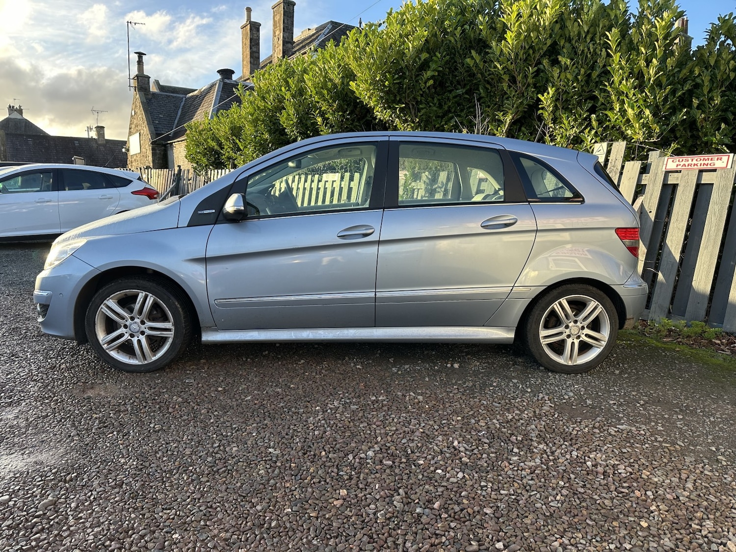 Used Mercedes-Benz B Class 2010 for sale - 77014819: Photo 7