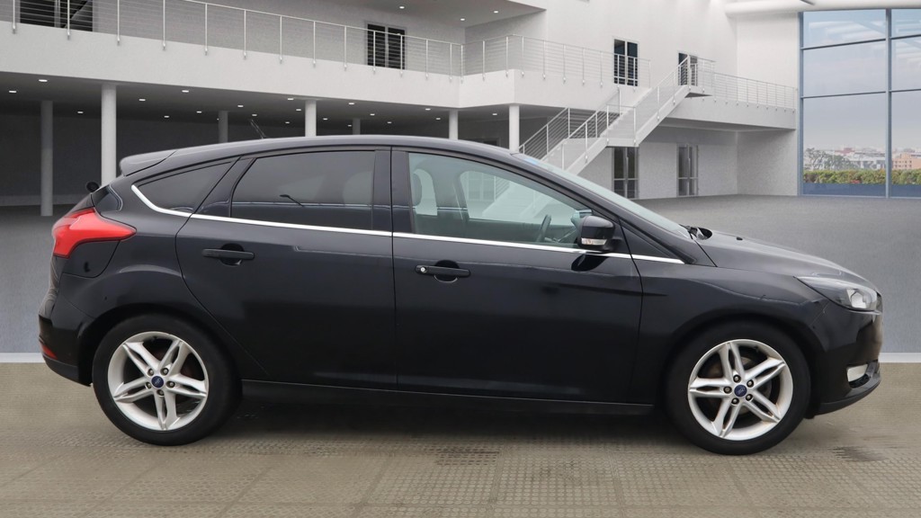 Used Ford Focus 2016 for sale - 77225172: Photo 5