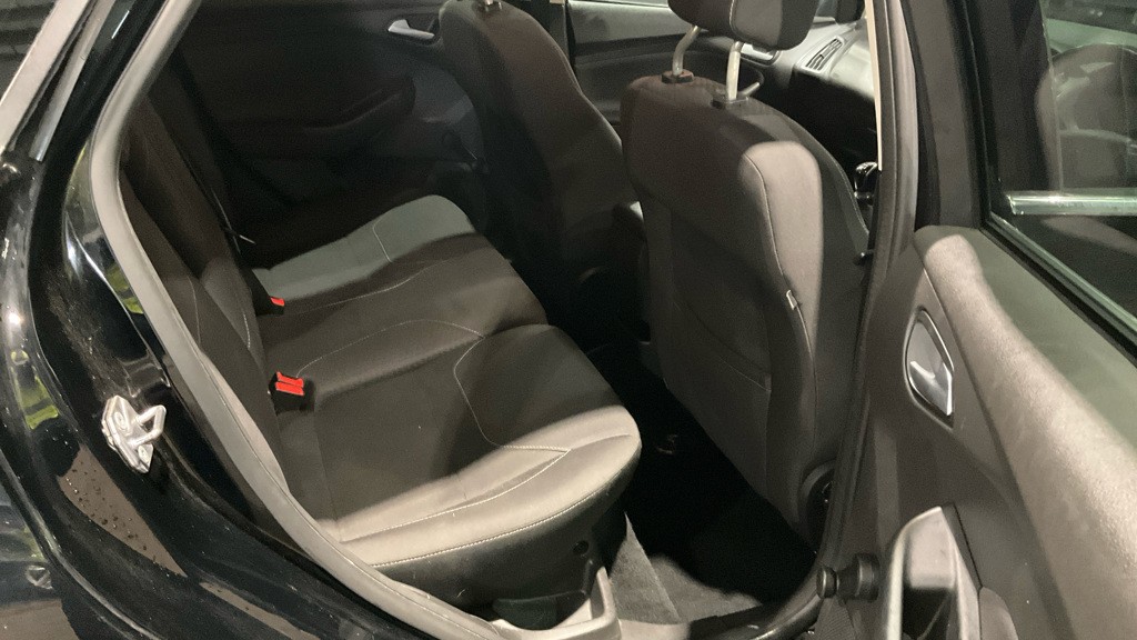 Used Ford Focus 2016 for sale - 77225172: Photo 8