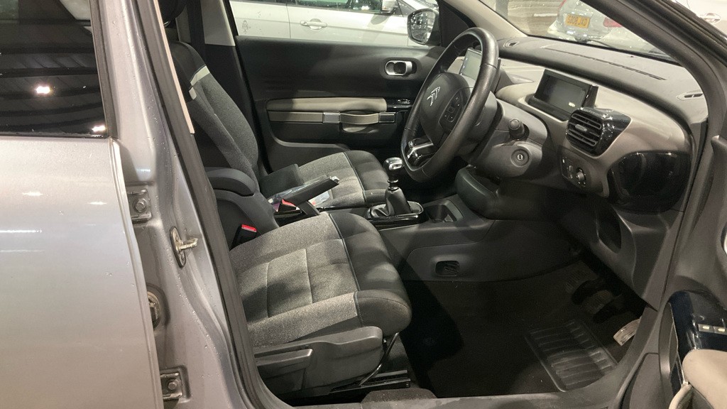 Used Citroen C4 Cactus 2018 for sale - 76174100: Photo 9