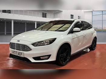 Used Ford Focus 2017 for sale - 76758839: Photo