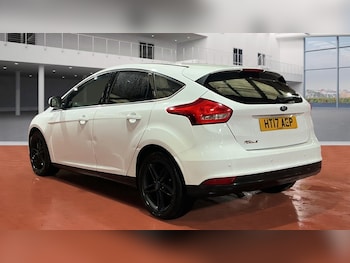 Used Ford Focus 2017 for sale - 76758839: Photo