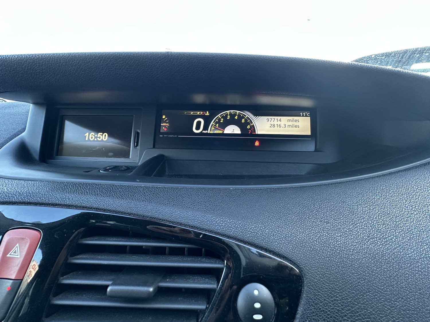 Used Renault Scenic 2011 for sale - 77807232: Photo 18