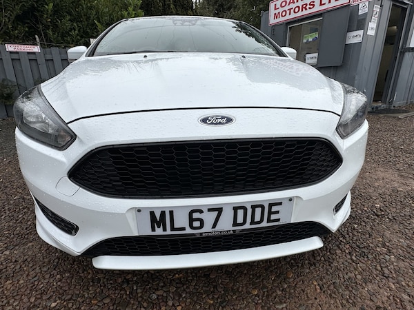 Used Ford Focus 2017 for sale - 76093644: Photo 5