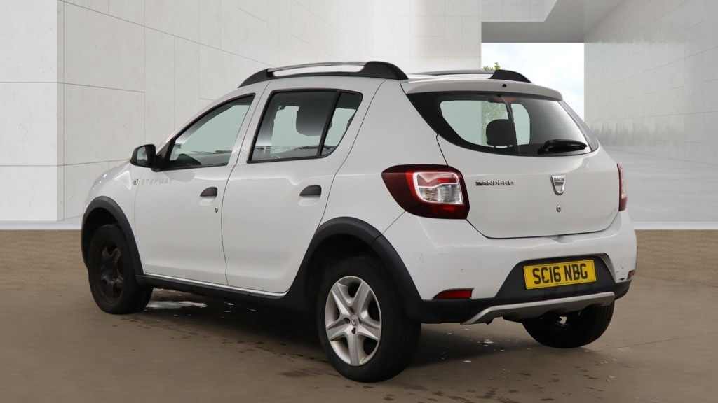 Used Dacia Sandero Stepway 2016 for sale - 78062228: Photo 3