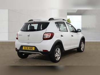 Used Dacia Sandero Stepway 2016 for sale - 78062228: Photo