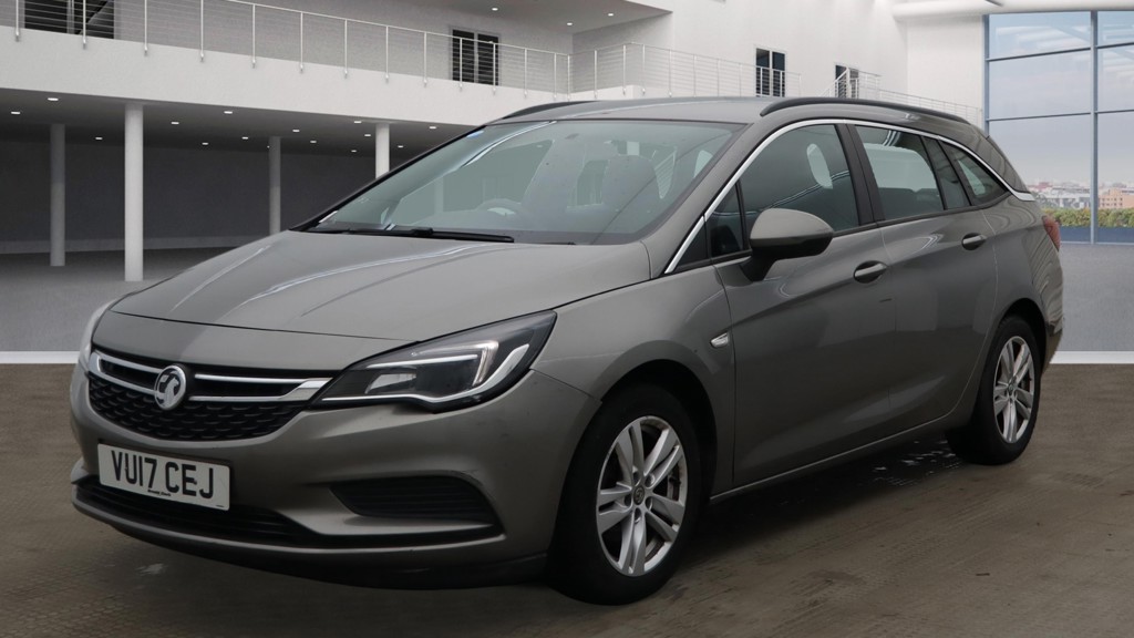 Used Vauxhall Astra 2017 for sale - 77314106: Photo 2