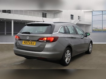 Used Vauxhall Astra 2017 for sale - 77314106: Photo