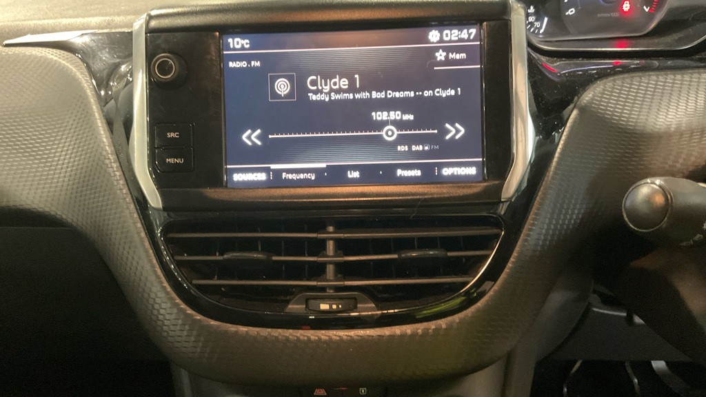 Used Peugeot 2008 2017 for sale - 77096881: Photo 11