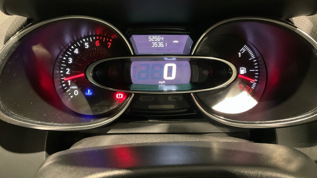 Used Renault Clio 2019 for sale - 76497463: Photo 10