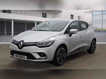 Used Renault Clio 2019 for sale - 76497463: Photo