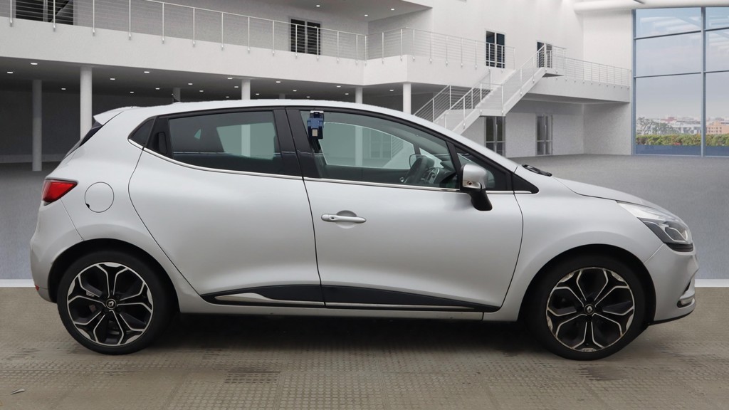 Used Renault Clio 2019 for sale - 76497463: Photo 5