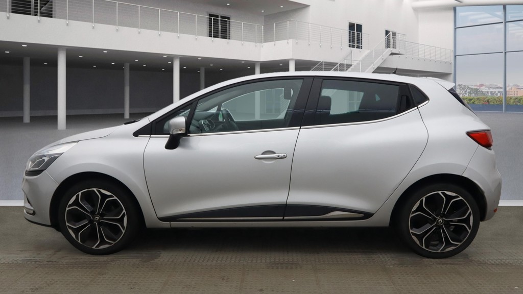 Used Renault Clio 2019 for sale - 76497463: Photo 6