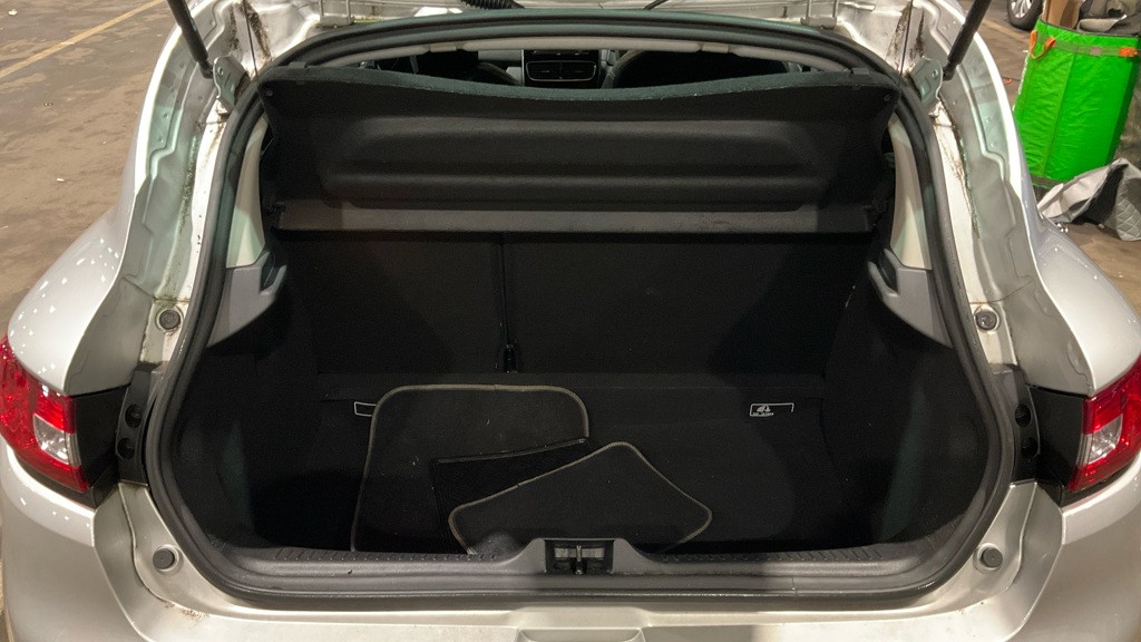 Used Renault Clio 2019 for sale - 76497463: Photo 7