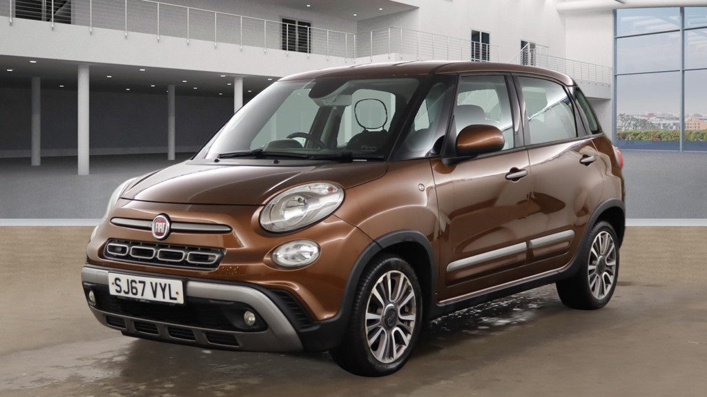 Used Fiat 500L 2017 for sale - 77241885: Photo 2