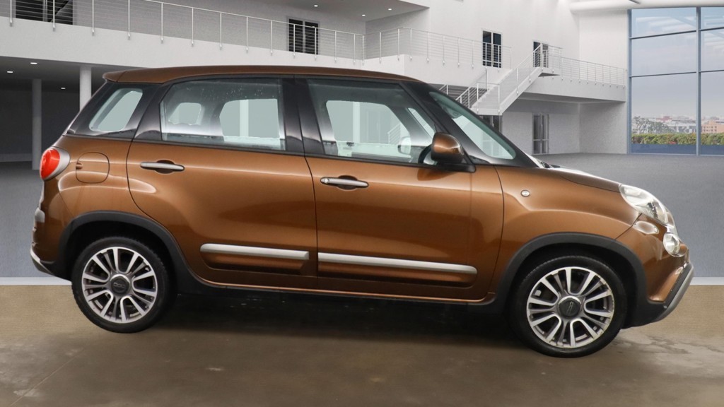 Used Fiat 500L 2017 for sale - 77241885: Photo 5