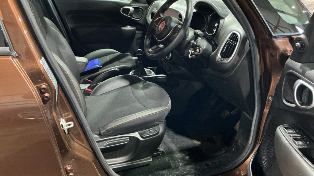 Used Fiat 500L 2017 for sale - 77241885: Photo 9