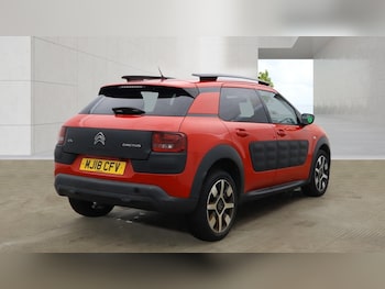 Used Citroen C4 Cactus 2018 for sale - 78932378: Photo