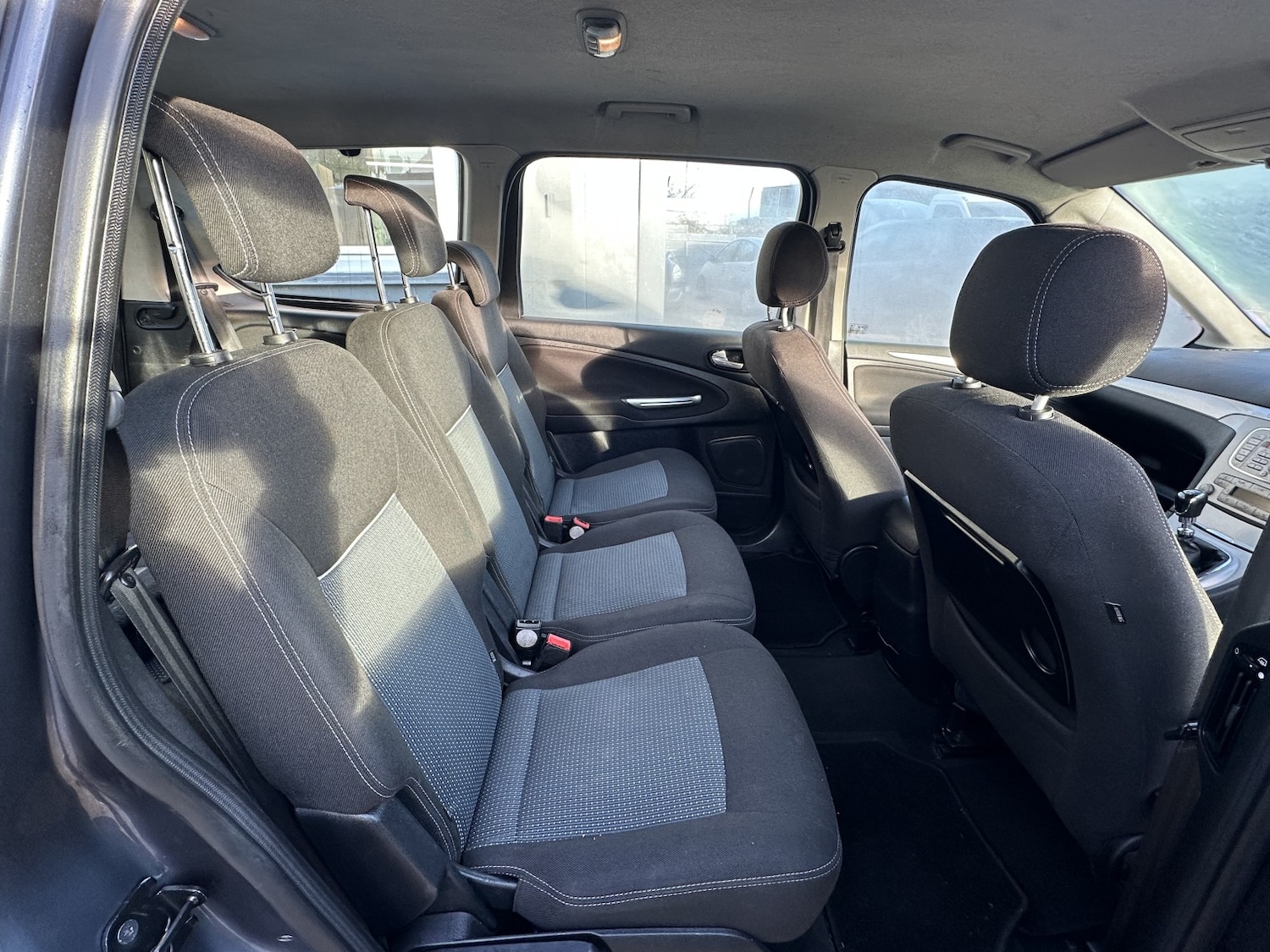 Used Ford Galaxy 2010 for sale - 76598770: Photo 25