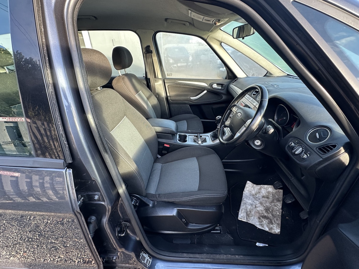 Used Ford Galaxy 2010 for sale - 76598770: Photo 26