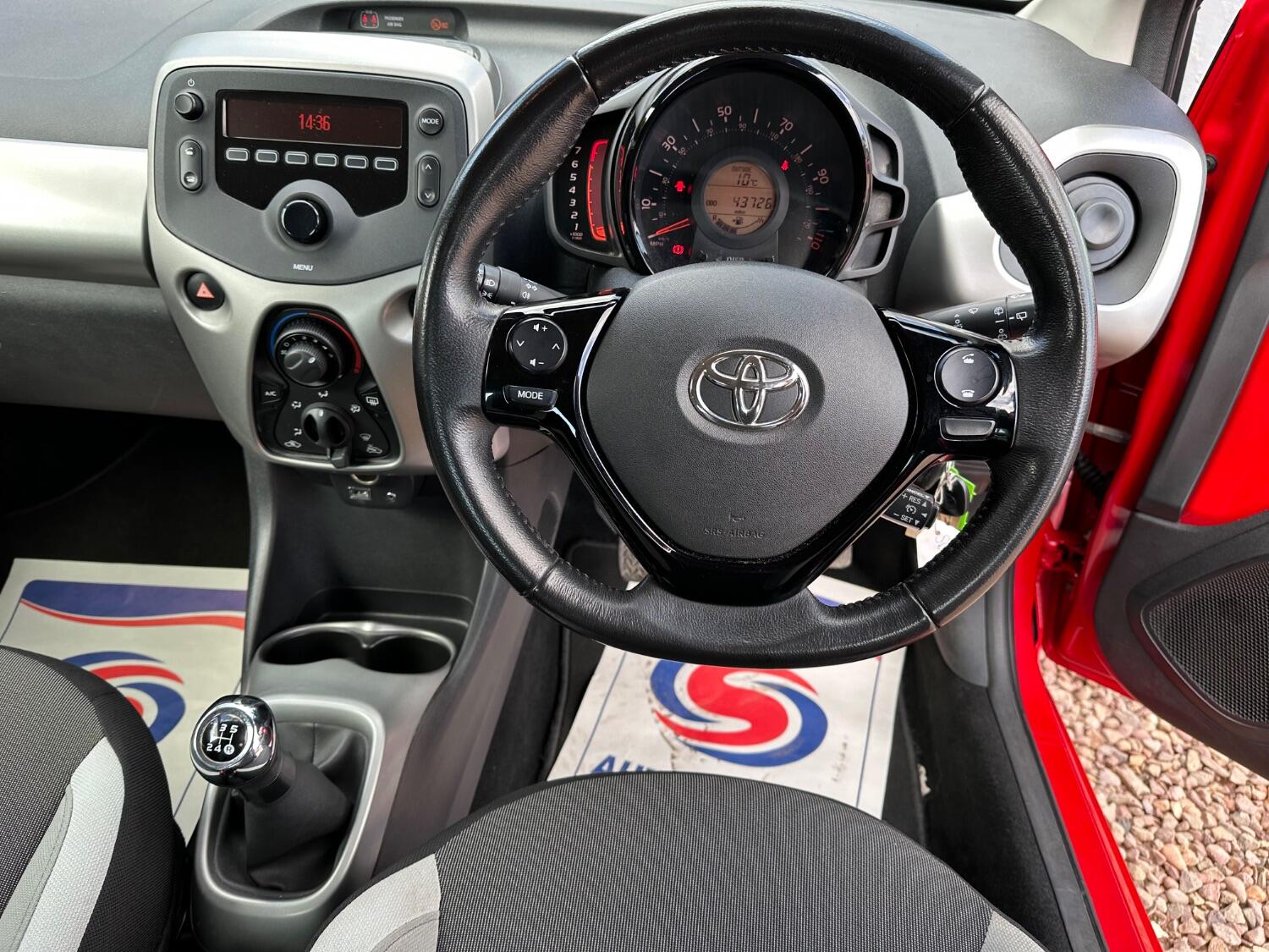 Used Toyota AYGO 2017 for sale - 77707332: Photo 26