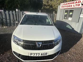Used Dacia Sandero 2017 for sale - 78553501: Photo
