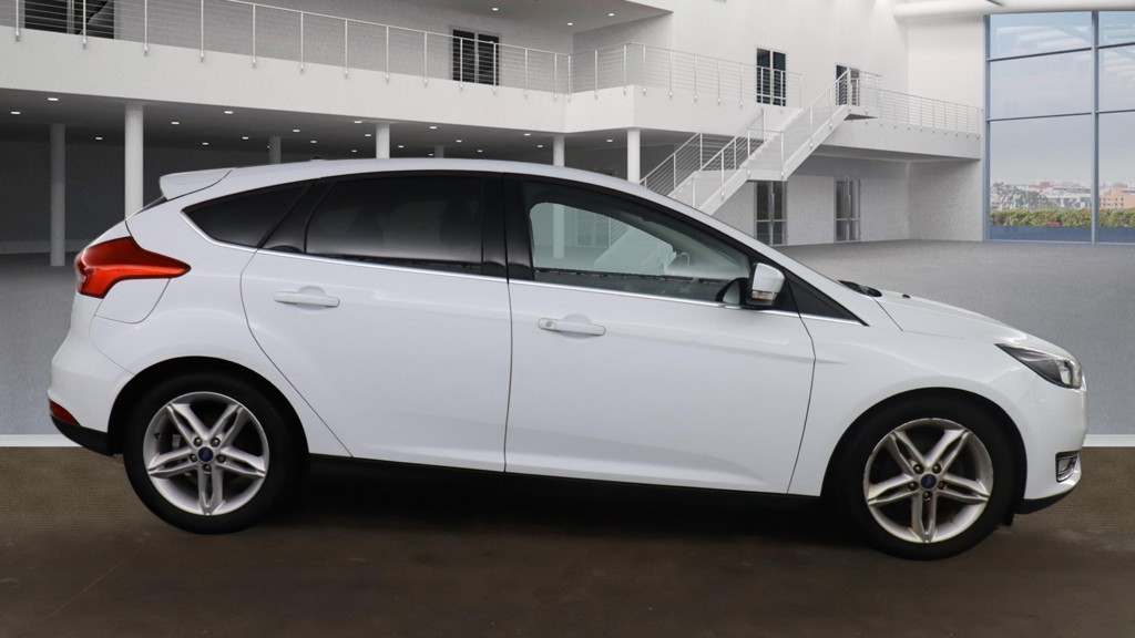 Used Ford Focus 2018 for sale - 77632393: Photo 5