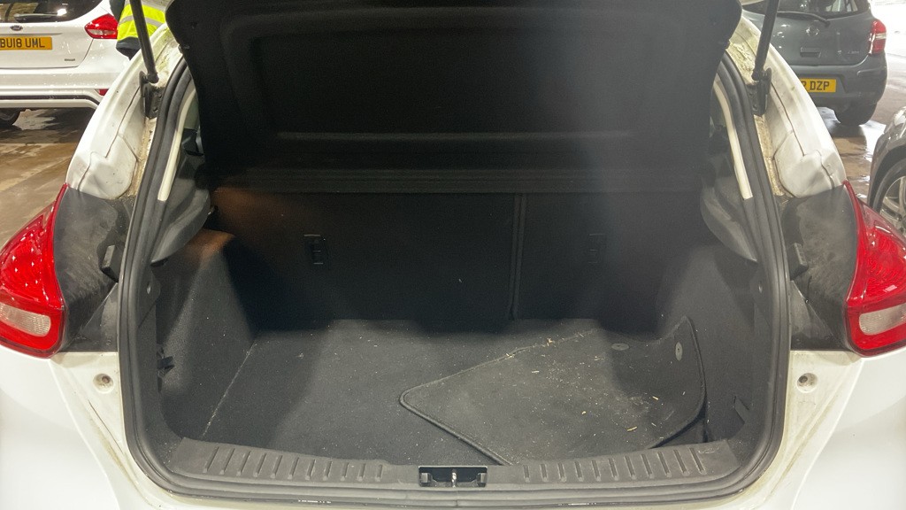 Used Ford Focus 2018 for sale - 77632393: Photo 7