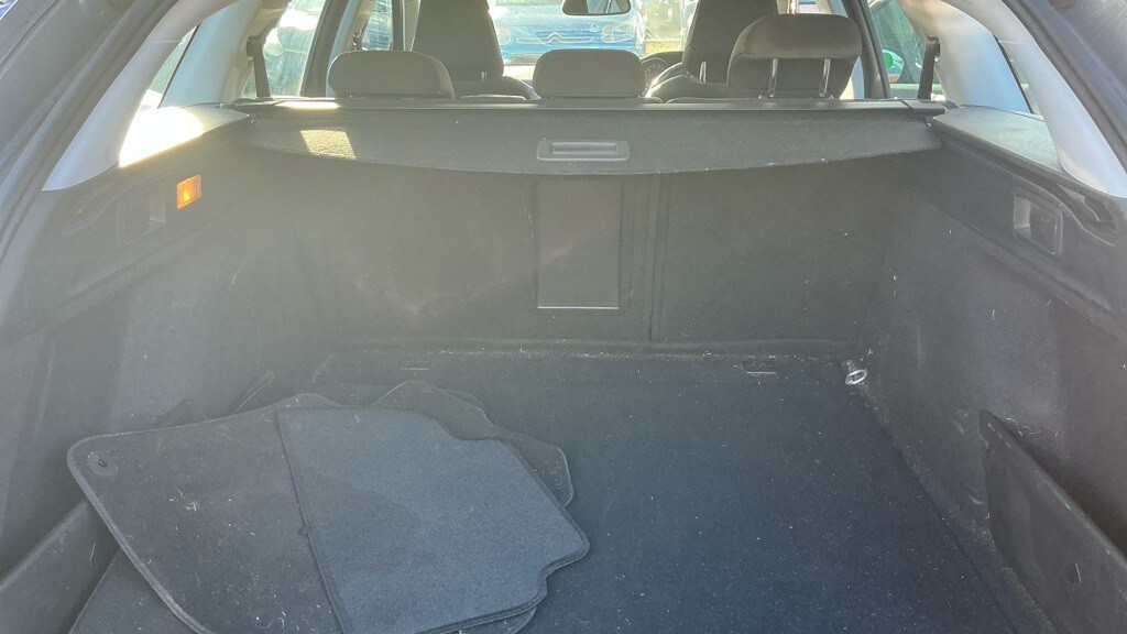 Used Peugeot 308 SW 2017 for sale - 76571101: Photo 8