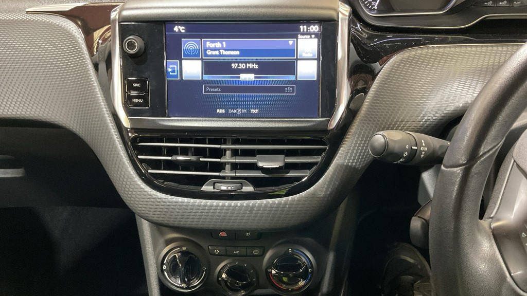 Used Peugeot 2008 2016 for sale - 76075990: Photo 15