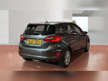 Used Ford Fiesta 2017 for sale - 79410706: Photo
