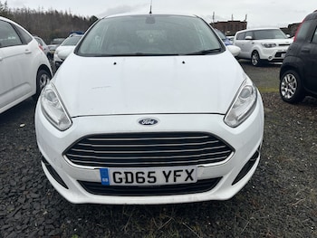 Used Ford Fiesta 2015 for sale - 76855376: Photo