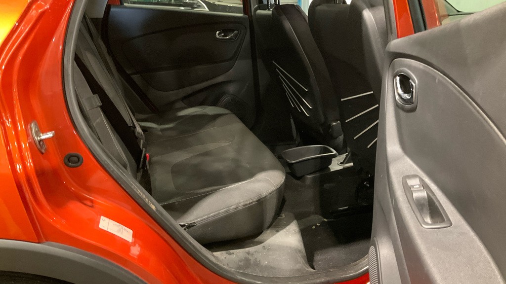 Used Renault Captur 2016 for sale - 78219616: Photo 8