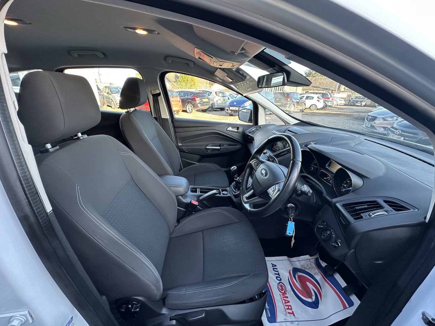 Used Ford C-Max 2016 for sale - 77632398: Photo 24