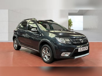Used Dacia Sandero Stepway 2019 for sale - 79379135: Photo