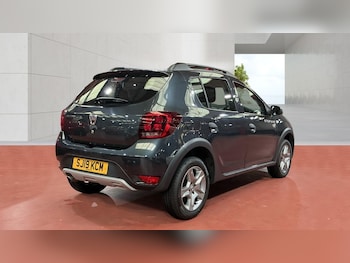 Used Dacia Sandero Stepway 2019 for sale - 79379135: Photo