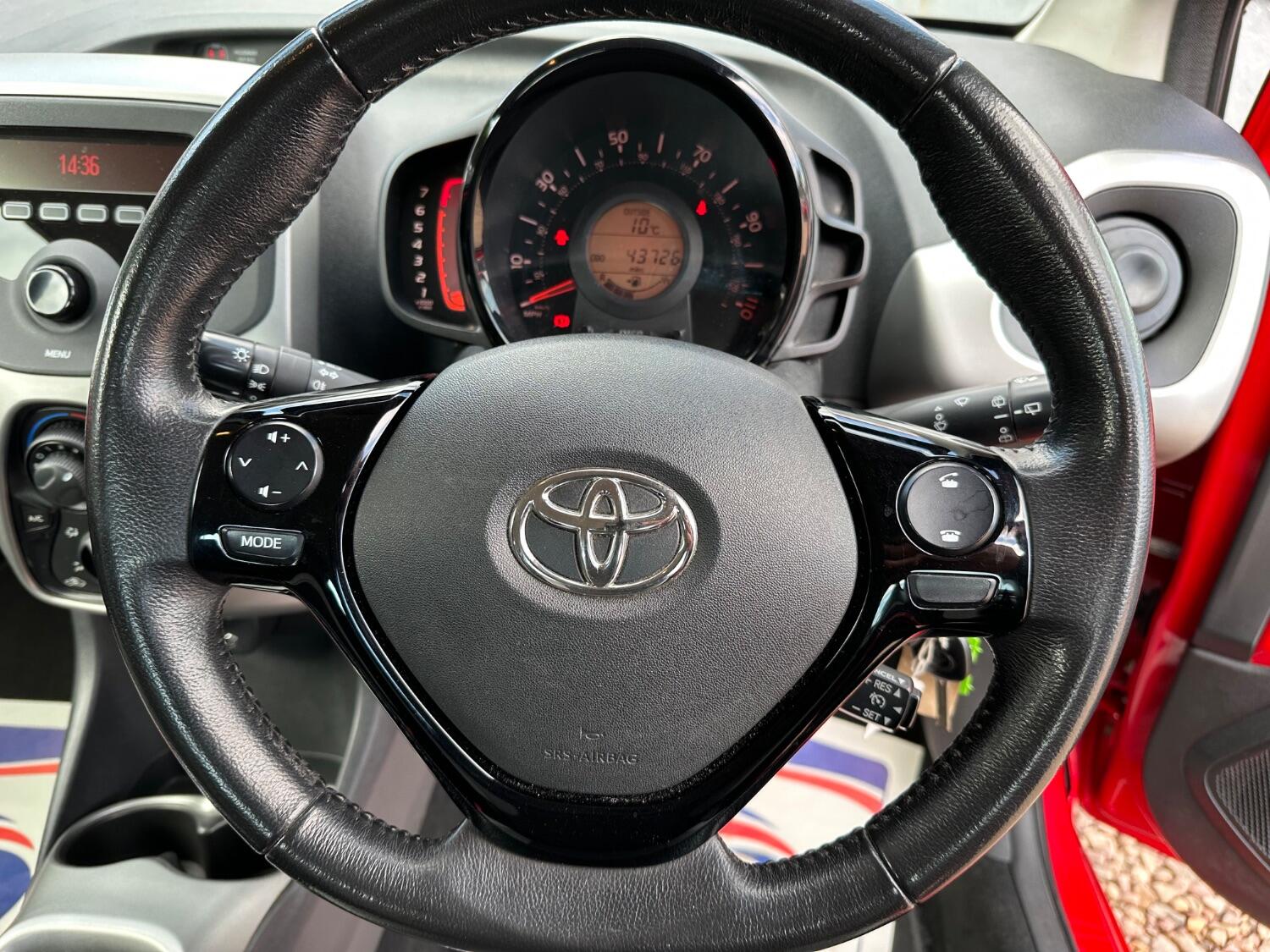Used Toyota AYGO 2017 for sale - 76794540: Photo 31